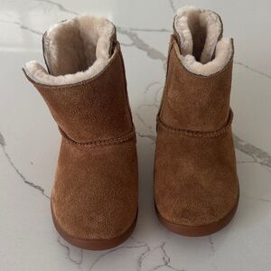 UGG Tan Suede Boots with Cream Fur Lining